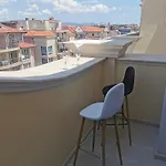 Amber Drop With A Pool Appartement Ravda
