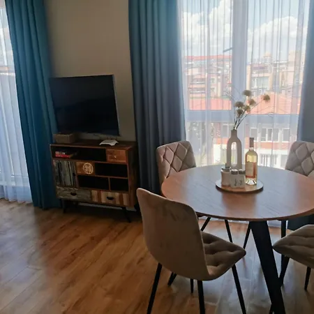 Apartment Amber Drop With A Pool *